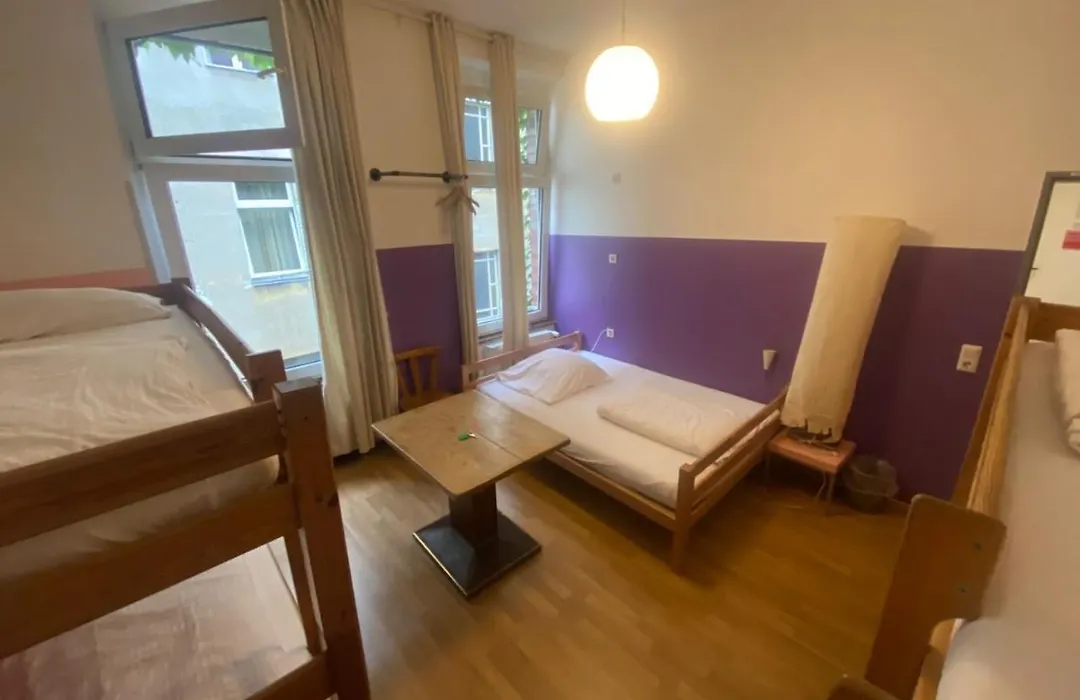 Freiraum Hostel Kreuzberg-1
